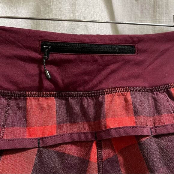 LULULEMON Run Speed Shorts Lined Yama Check Berry Plaid Size 2 - Picture 12 of 13